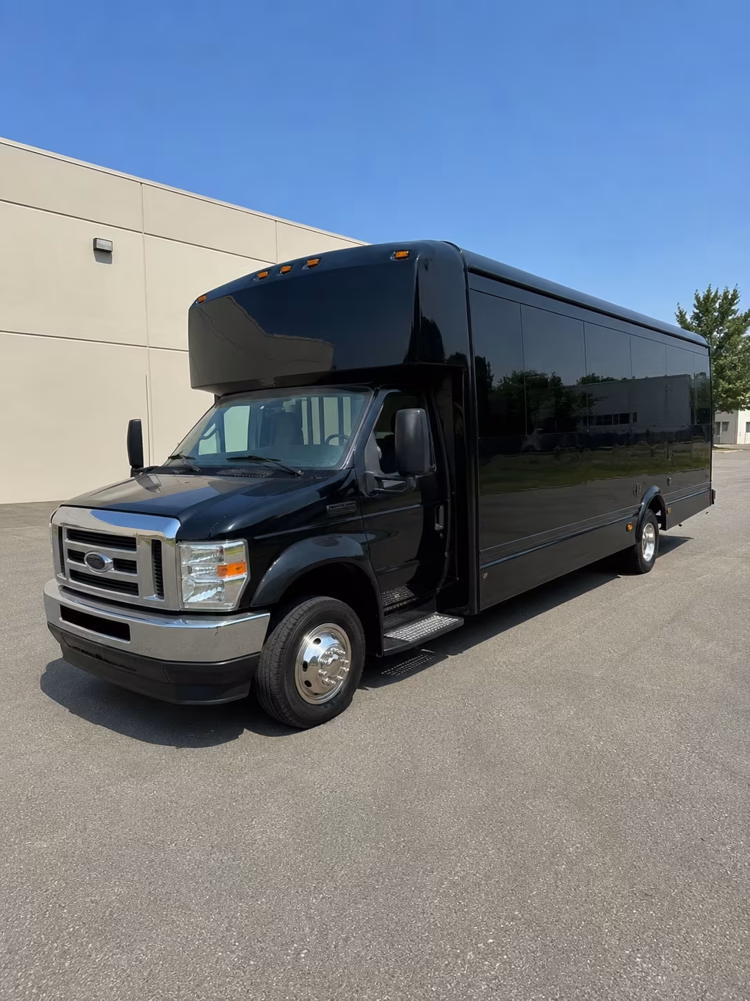 Mount Vernon Homecoming & Prom Party Bus Rentals