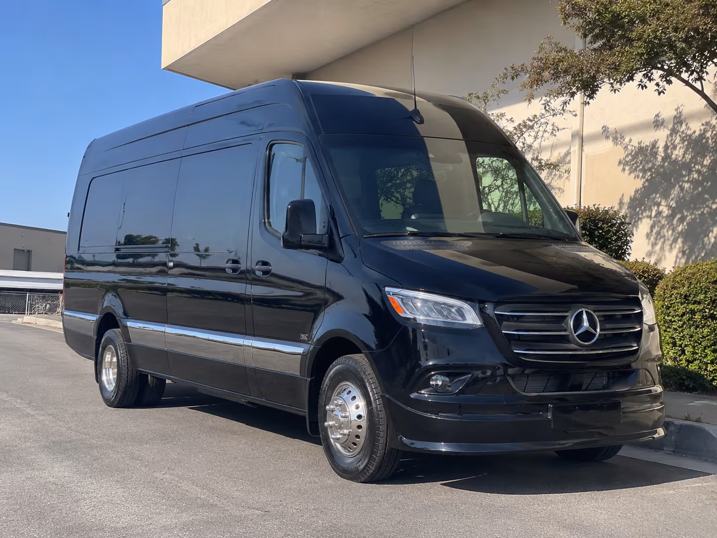 New Rochelle Airport Shuttles & Transportation