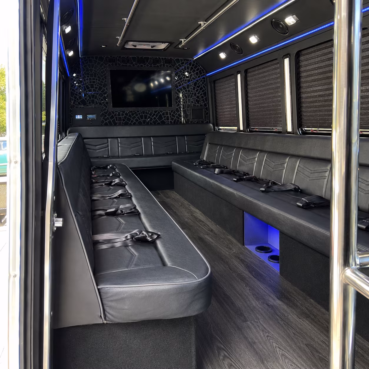 The Bronx Winery Tour & Pub Crawl Transportation group transportation