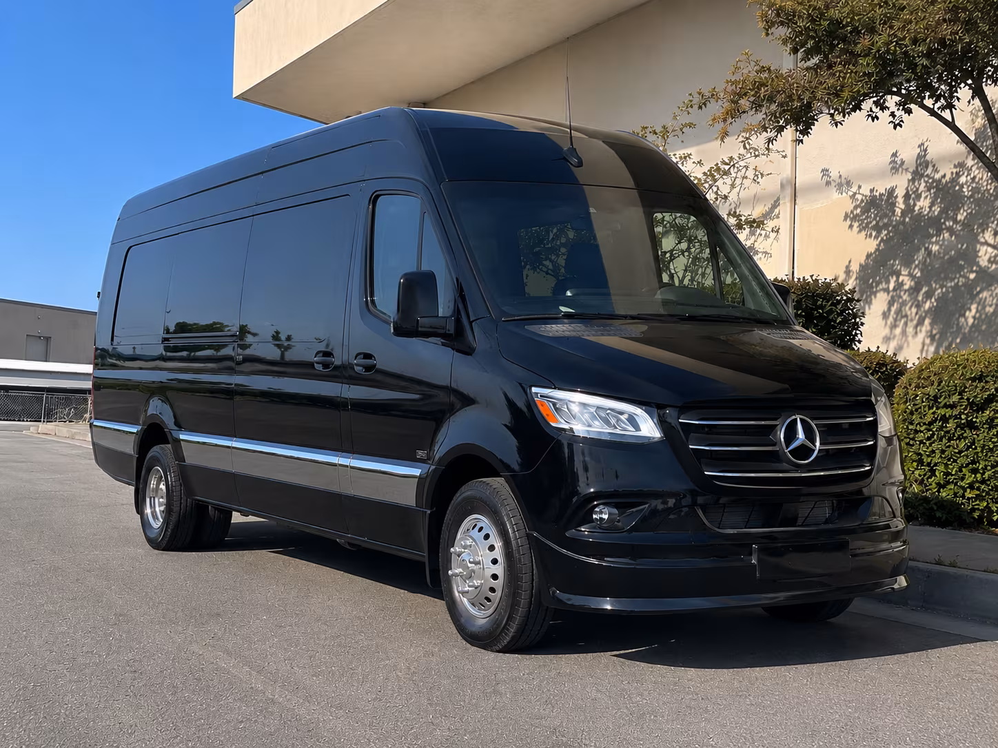 White Plains School Event & Field Trip Transportation